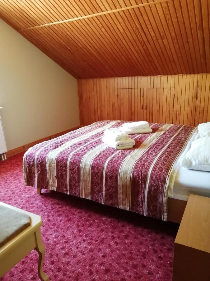 Idile Bed & Breakfast - Wisaginia Zewnętrze zdjęcie